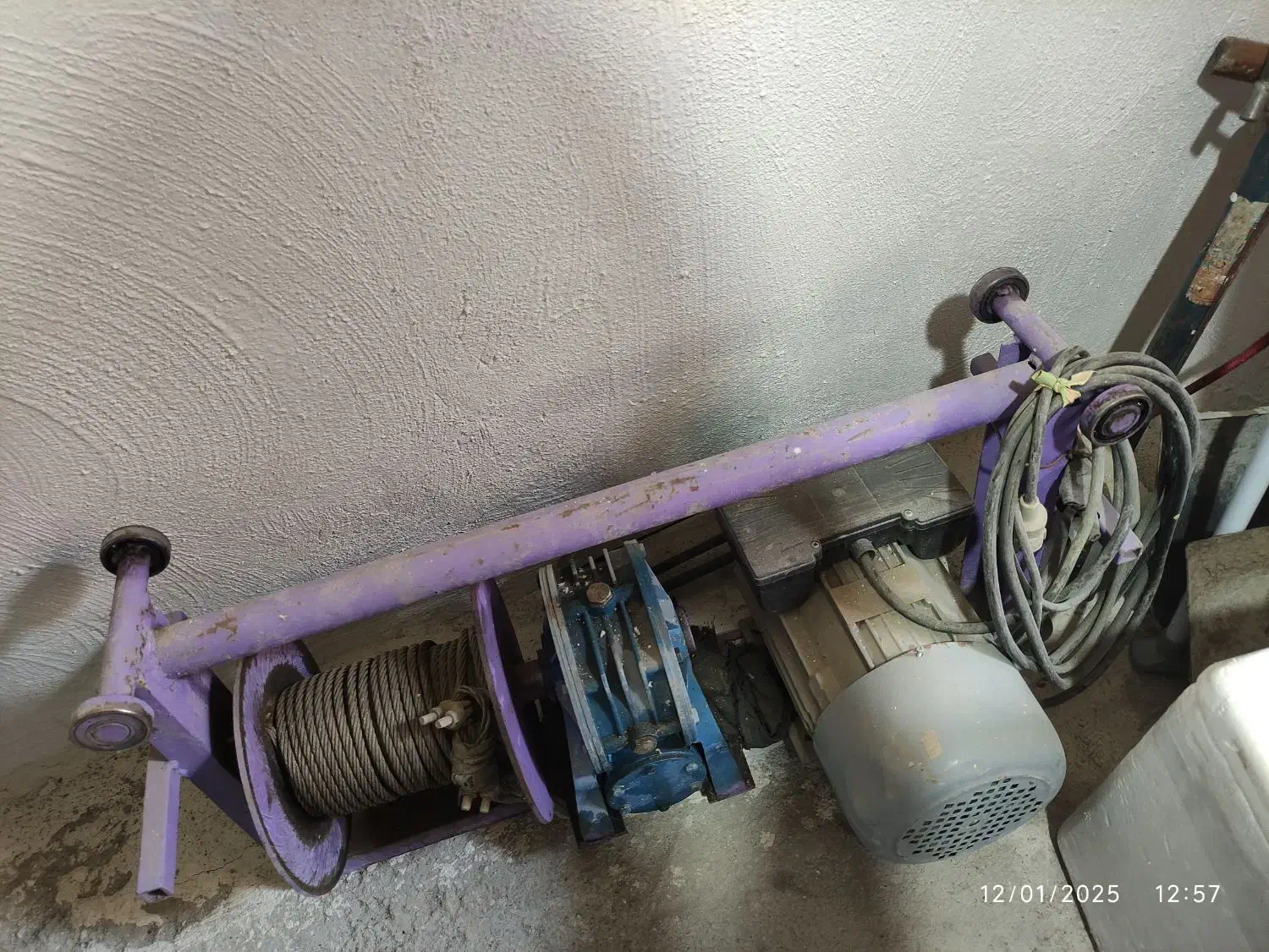 بالابر ساختمانی در حد نو|ابزارآلات|ملکآباد, |دیوار