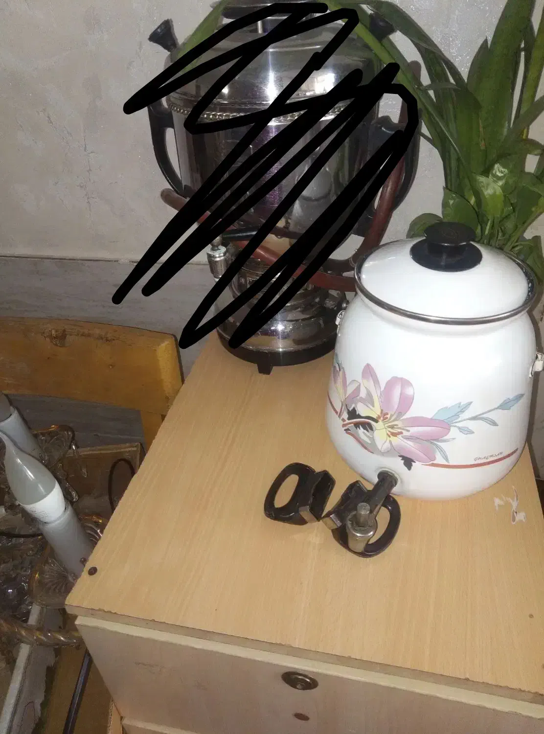 لوستر و کتری|سماور، چای‌ساز، قهوه‌ساز|قدس, شهر‌قدس|دیوار