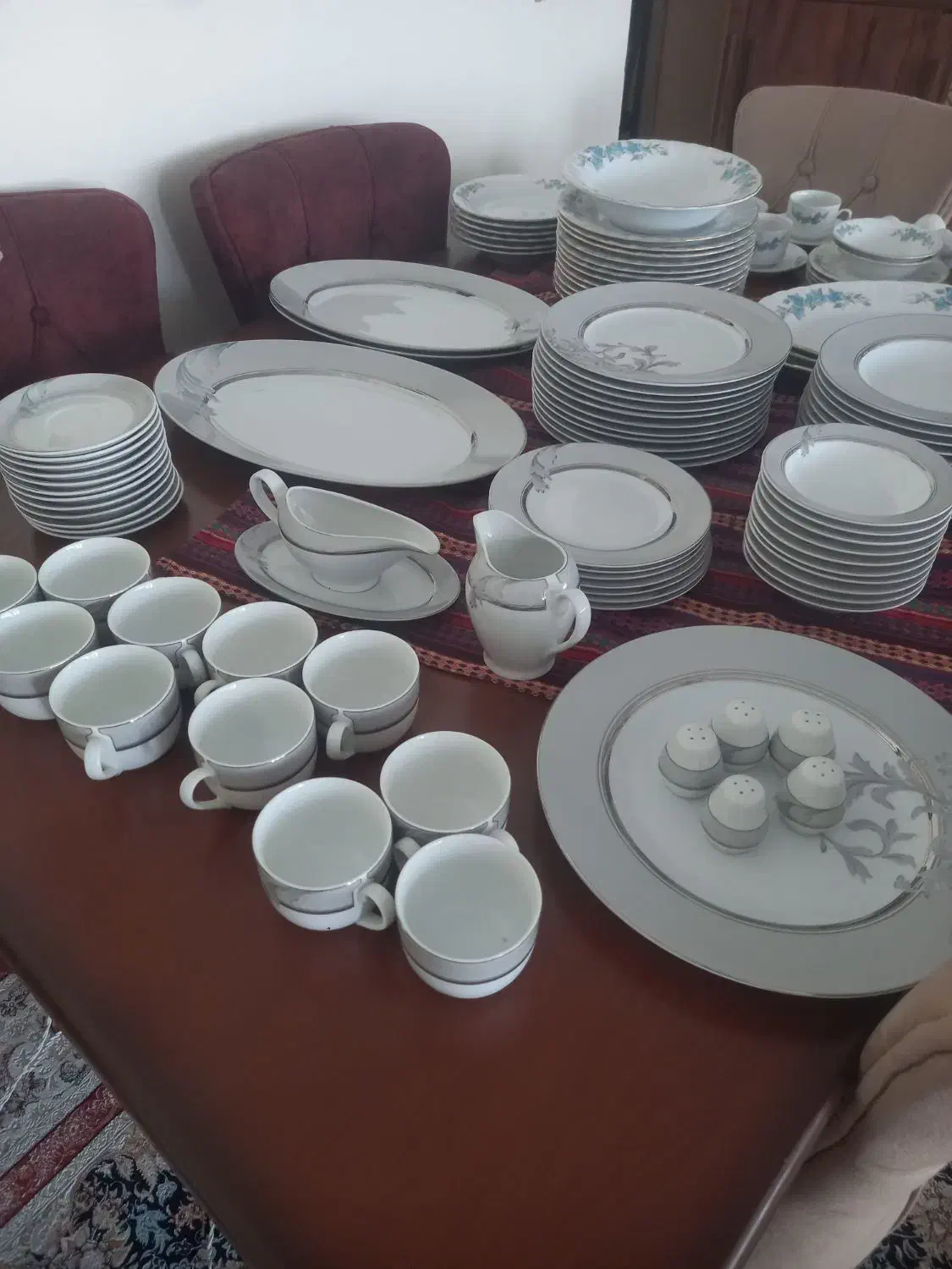 سرویس چینی زرین|ظروف سرو و پذیرایی|ماهدشت, |دیوار
