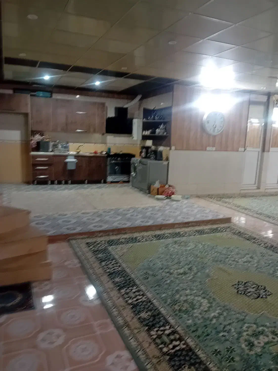 ۳۰۰ متر سالن ..مناسب قهوه خانه|اجارهٔ مغازه و غرفه|یزد, |دیوار