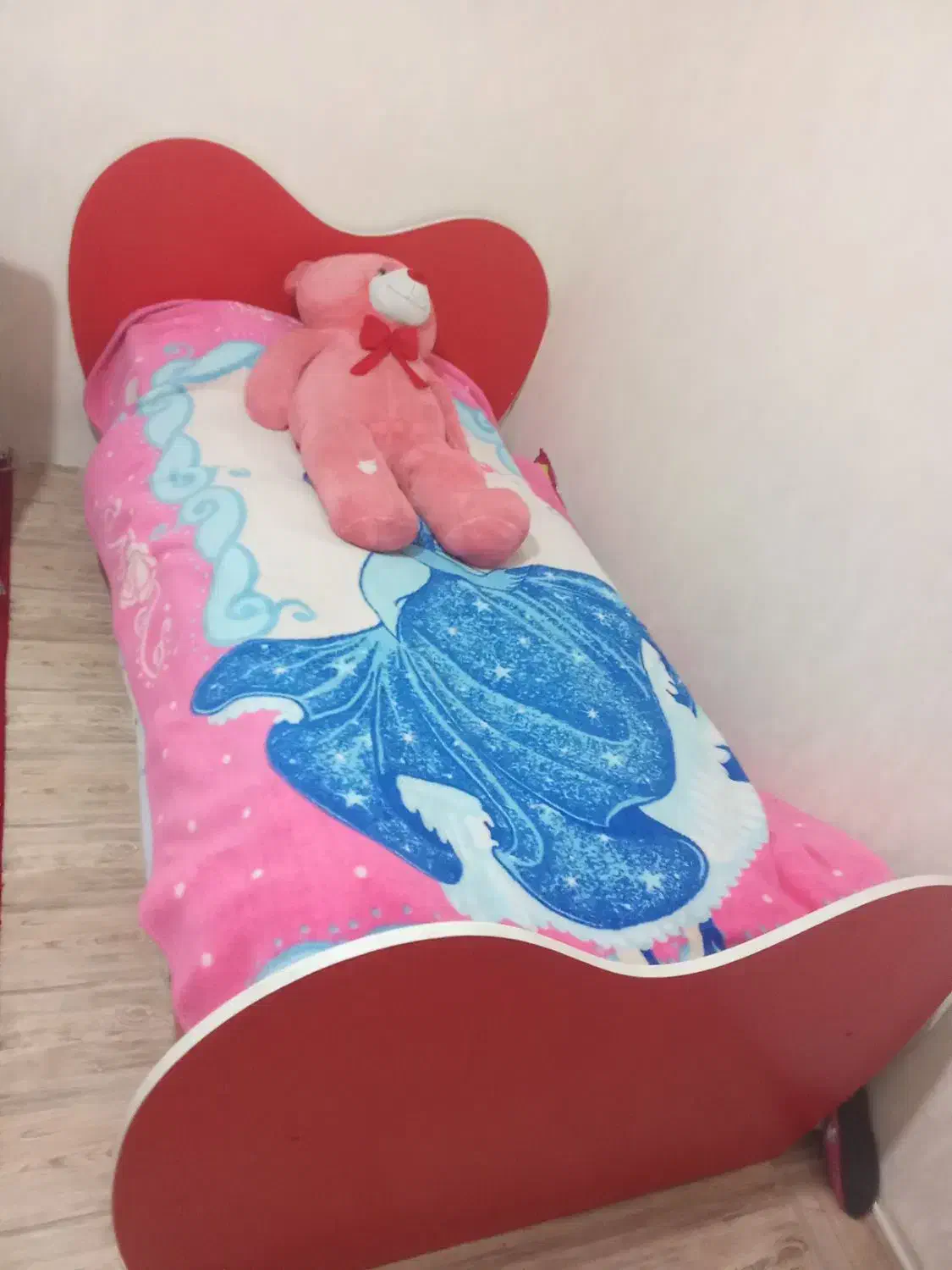 وسایل خانگی|تخت و صندلی بچه|ثمرین, |دیوار