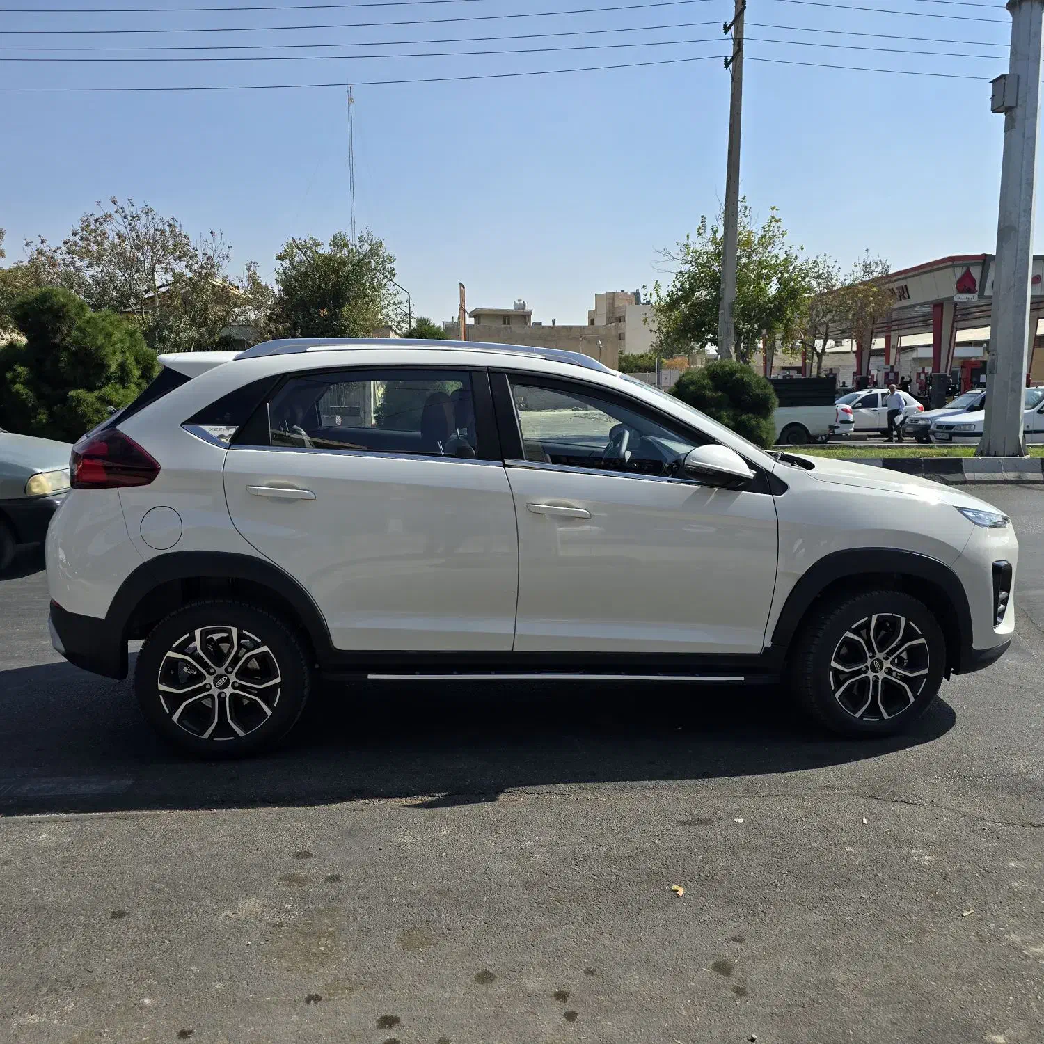 فروش x22 pro|خودرو سواری و وانت|شیراز, کاراندیش|دیوار