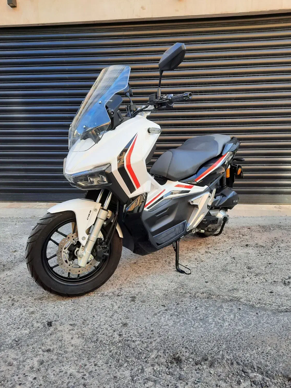 ای جی وی (agv) ۴۰۲ در حد|موتورسیکلت|رشت, سعدی (تختی)|دیوار