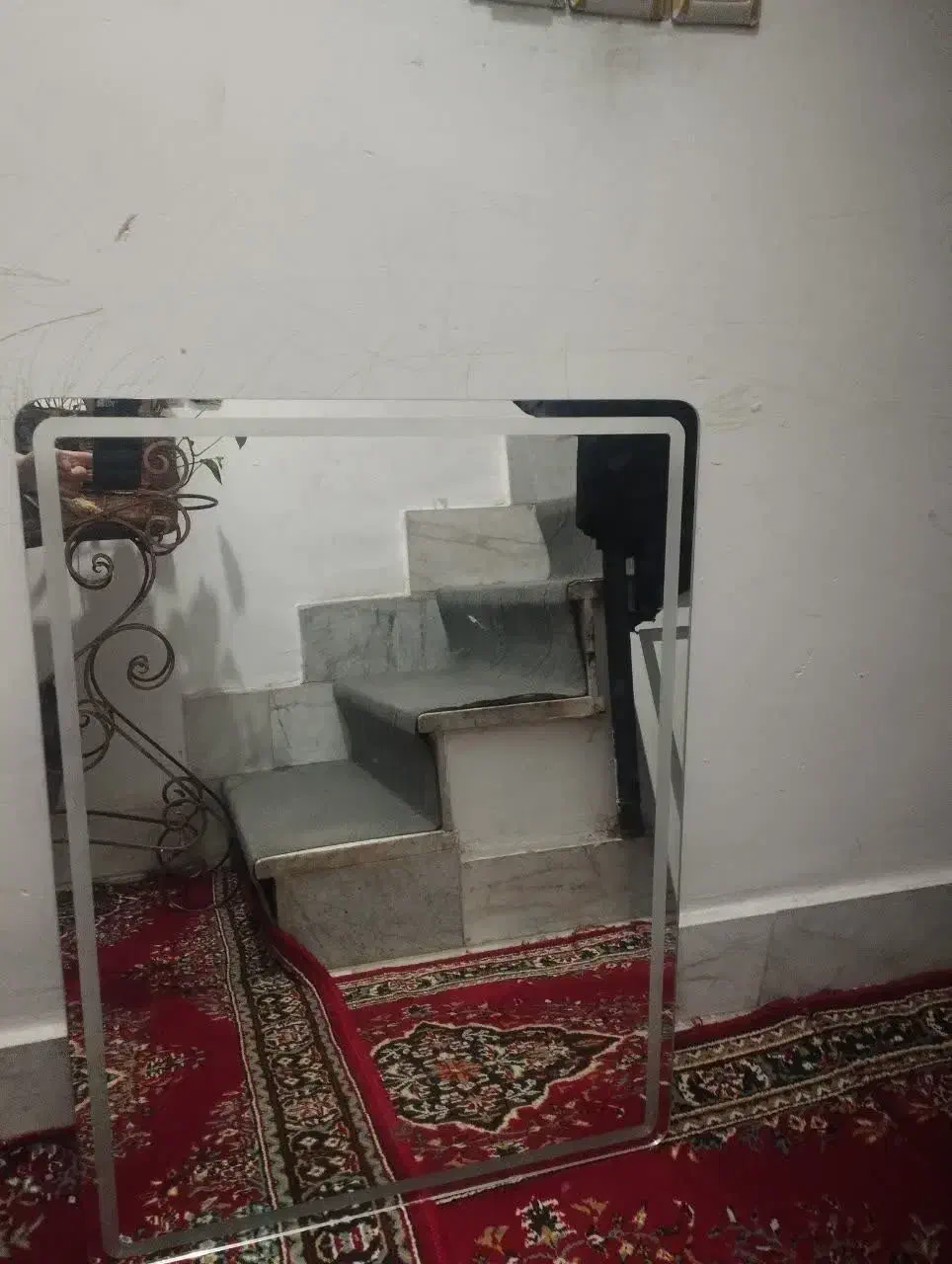 ایینه|آینه|مشهد, مشکینی (شهرک غرب)|دیوار