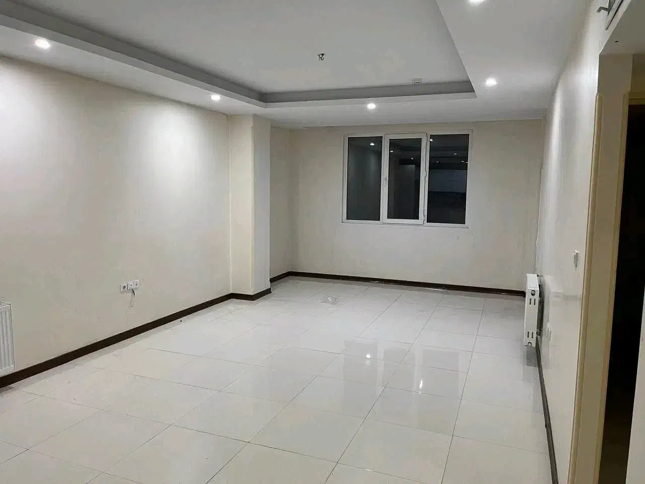 واحد۹۰متری/ نماتراورتن/ با آسانسورو پارکینگ سندی|فروش آپارتمان|شهریار, شهرک شاهد|دیوار