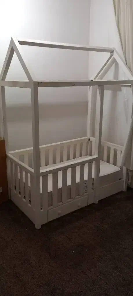 تخت کودک طرح کلبه|تخت و صندلی بچه|اهواز, بهارستان|دیوار