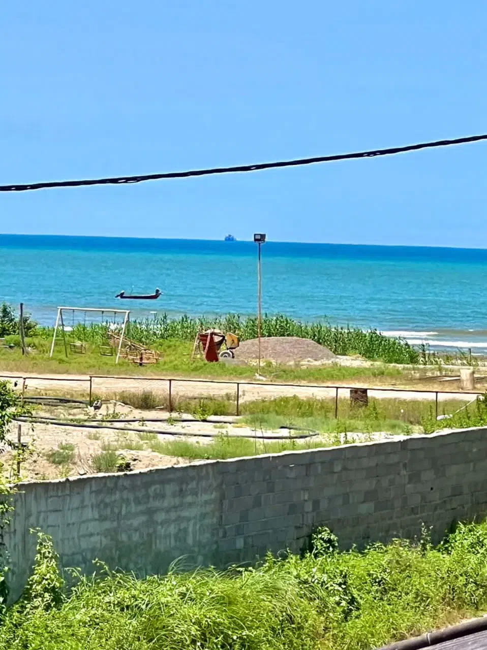 ویلا چوبی جکوزی دار نزدیک دریا (بدون واسطه)|اجارهٔ کوتاه‌مدت آپارتمان و سوئیت|بندر انزلی, معلم|دیوار