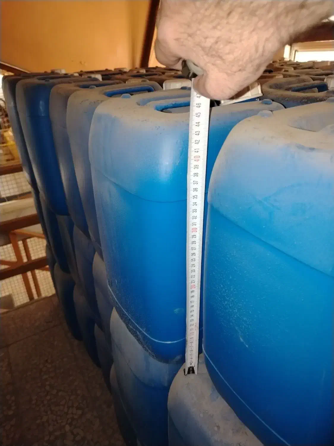 دبه پلاستیکی|ظروف نگهدارنده، پلاستیکی، یک‌بارمصرف|سنگر, |دیوار