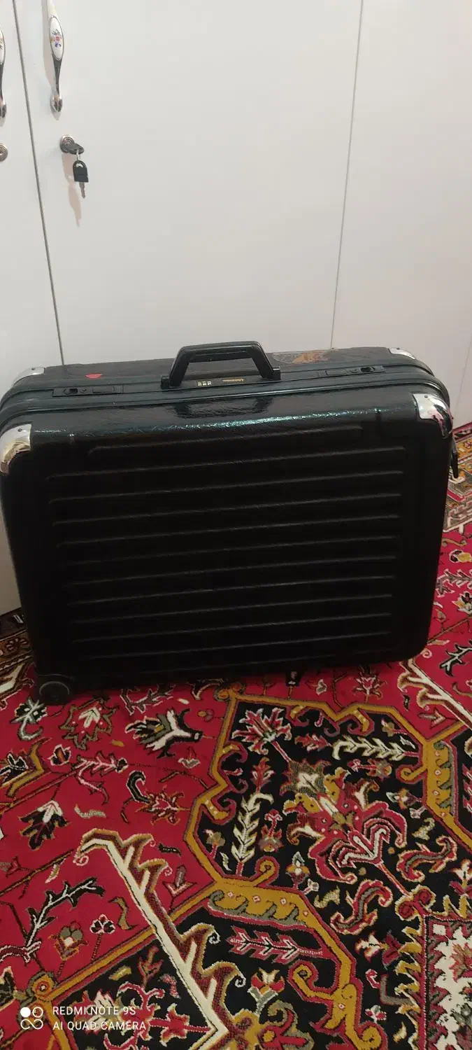 چمدان مسافرتی|کیف، کفش، کمربند|تبریز, |دیوار