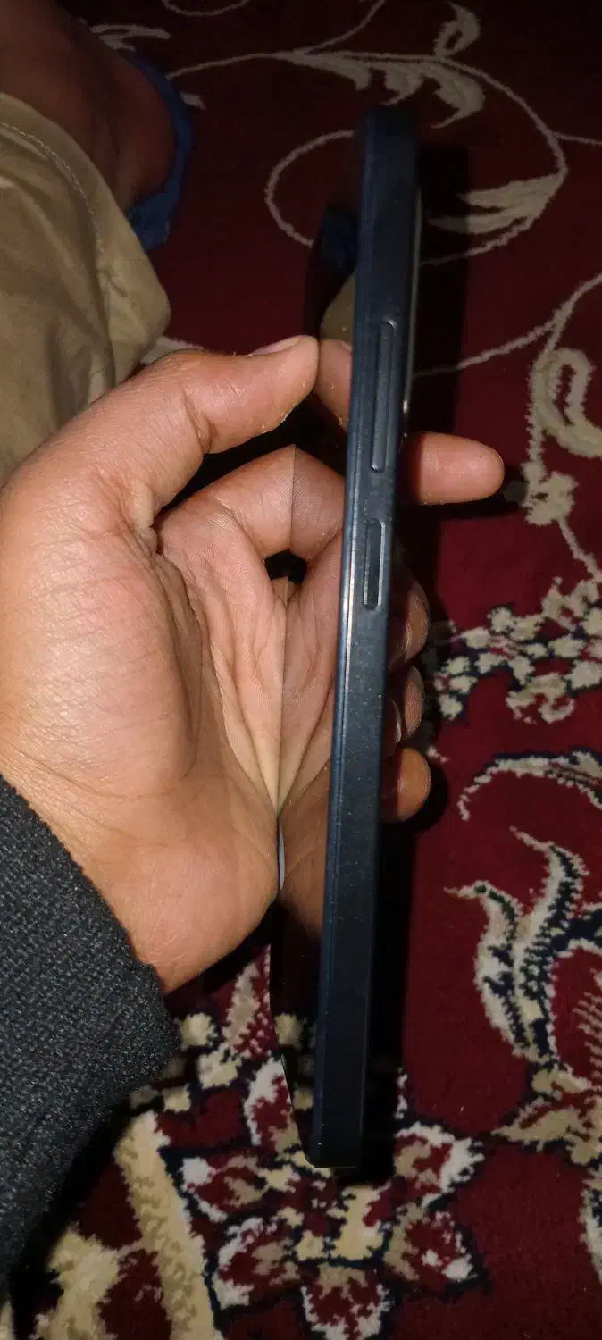 گوشی|موبایل|قلقل رود, |دیوار