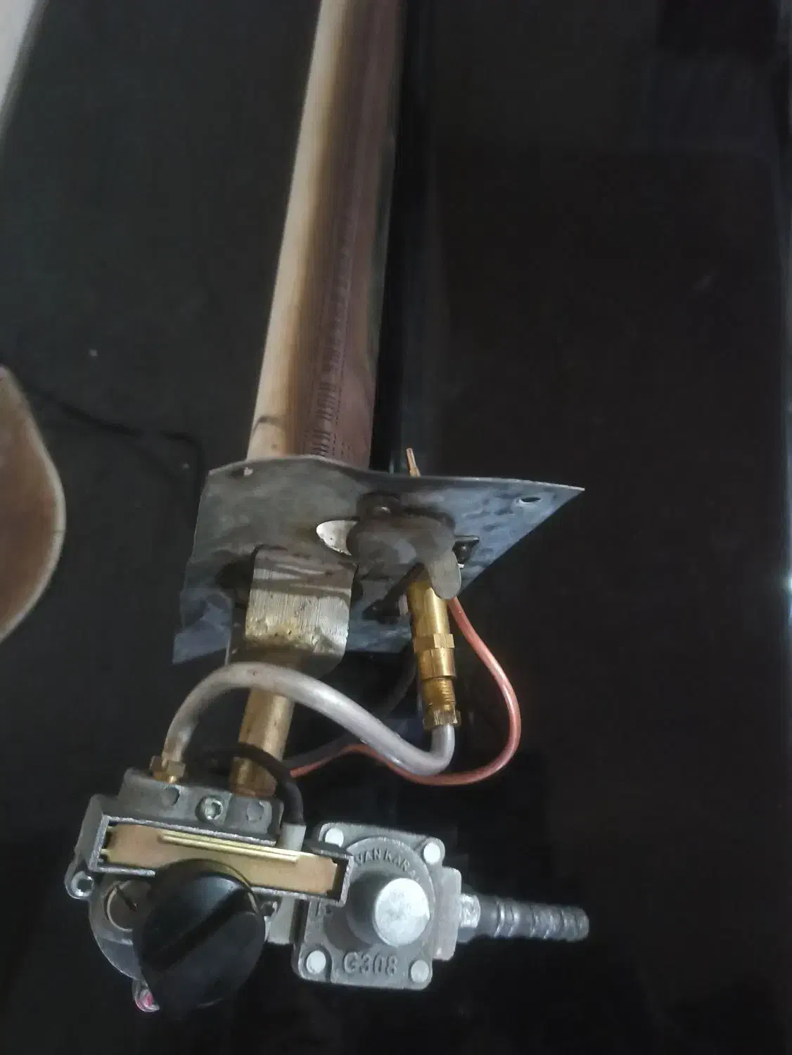 تعمیر لوازم برقی و گازسوز خانگی،جوشکاری ابگرمکن|خدمات پیشه و مهارت|ایذه, |دیوار