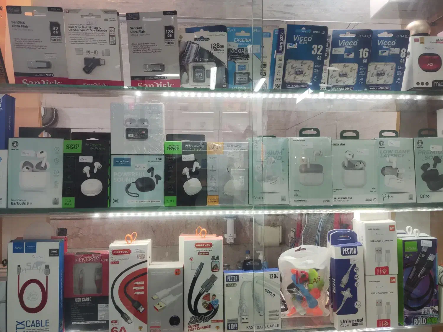 تعمیرات تخصصی موبایل پیشتاز|خدمات رایانه‌ای و موبایل|ساوه, |دیوار