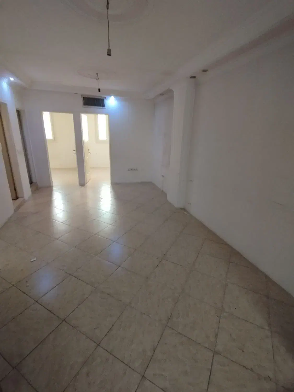 60متردوخوابه تک واحدی انباری واسانسور