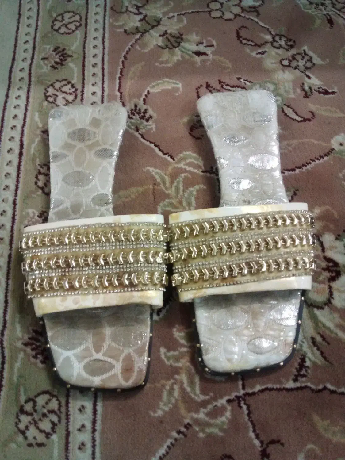 دمپایی مجلسی|کیف، کفش، کمربند|بروجرد, |دیوار