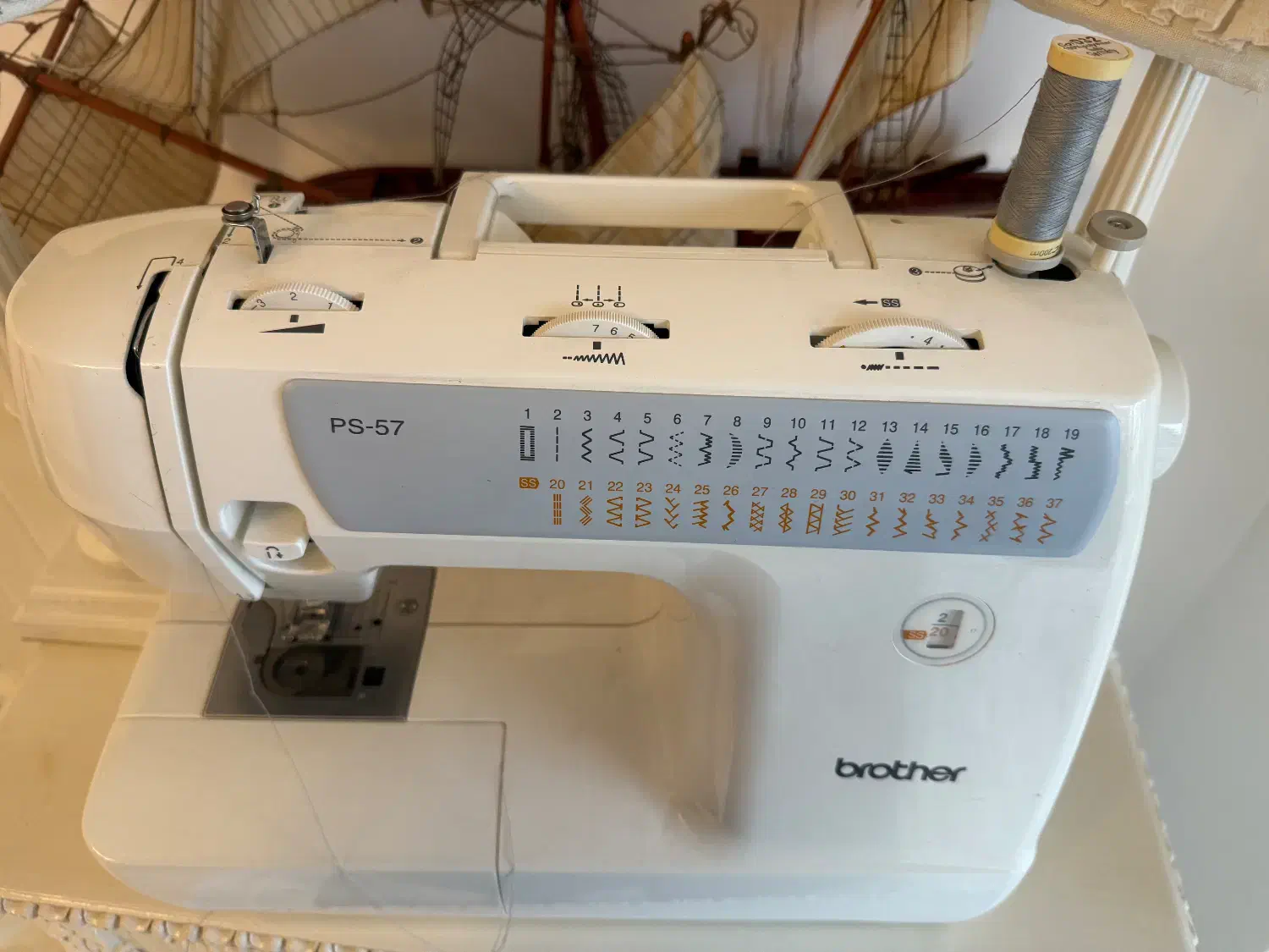 چرخ خیاطی|چرخ خیاطی و ریسندگی|ساری, |دیوار