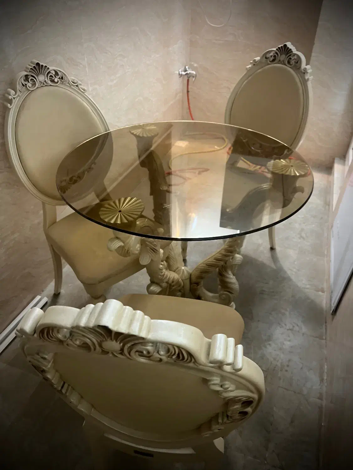 میز و صندلی|میز و صندلی غذاخوری|قم, باجک دو|دیوار