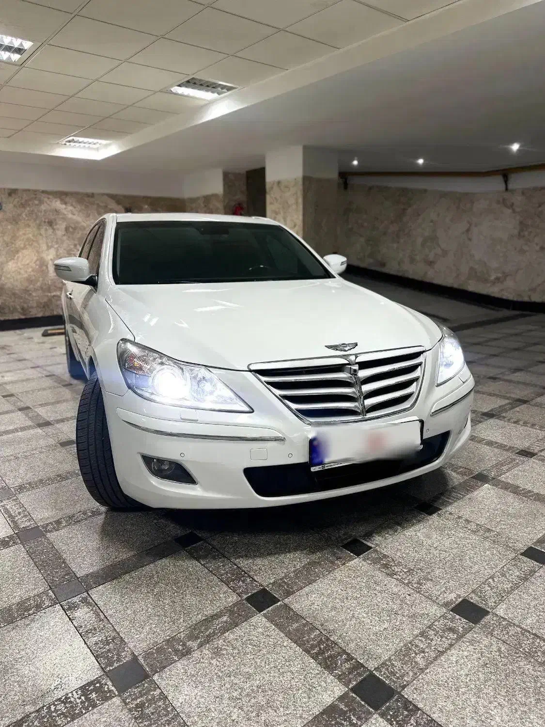 جنسیس سدان 2011|خودرو سواری و وانت|تهران, جماران (نیاوران)|دیوار