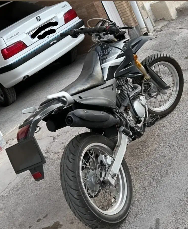 تریل پیشرو گلد200|موتورسیکلت|خرمدشت, |دیوار