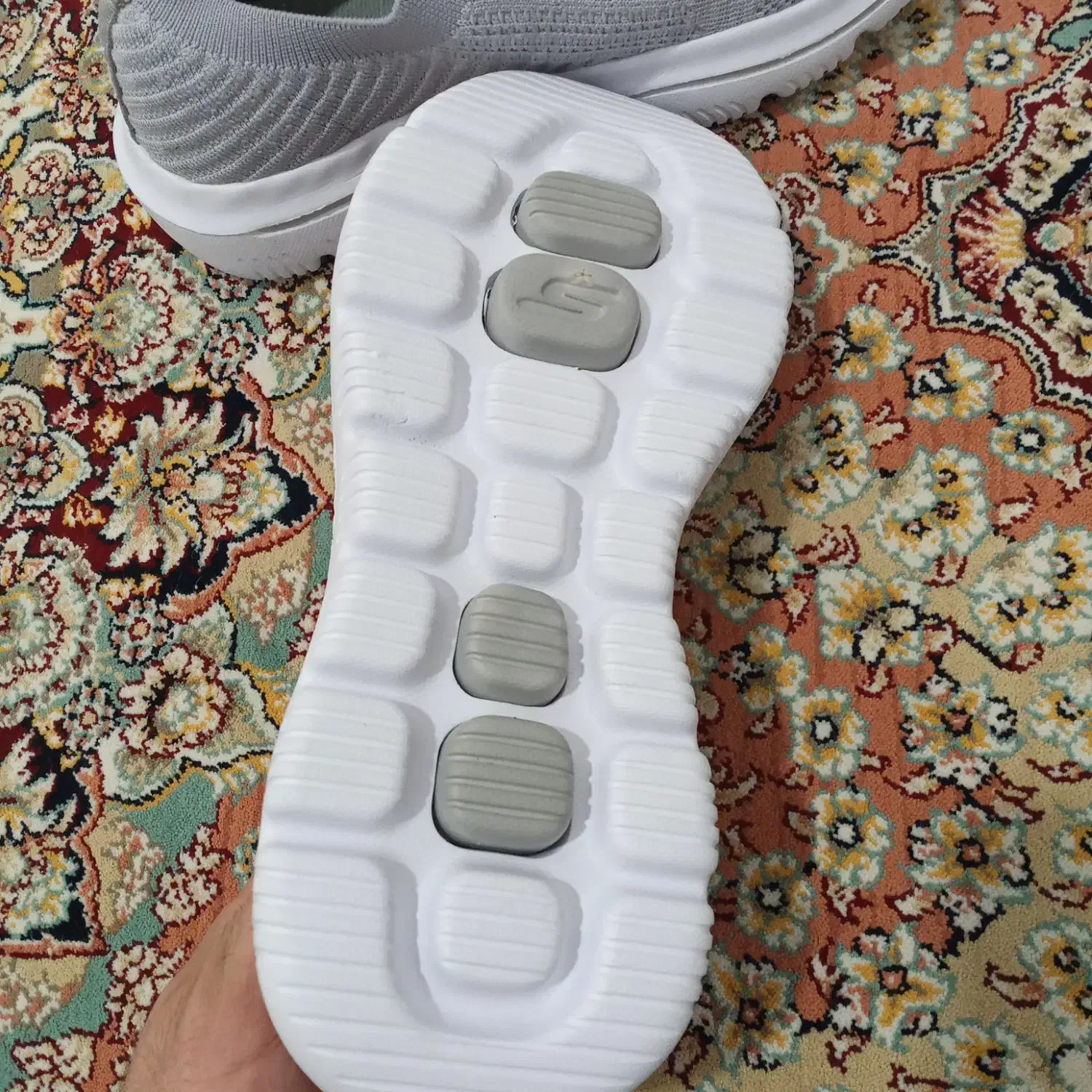 کفش اسکیچرز شماره ۴۲ و ۴۳|کیف، کفش، کمربند|کرمانشاه, |دیوار