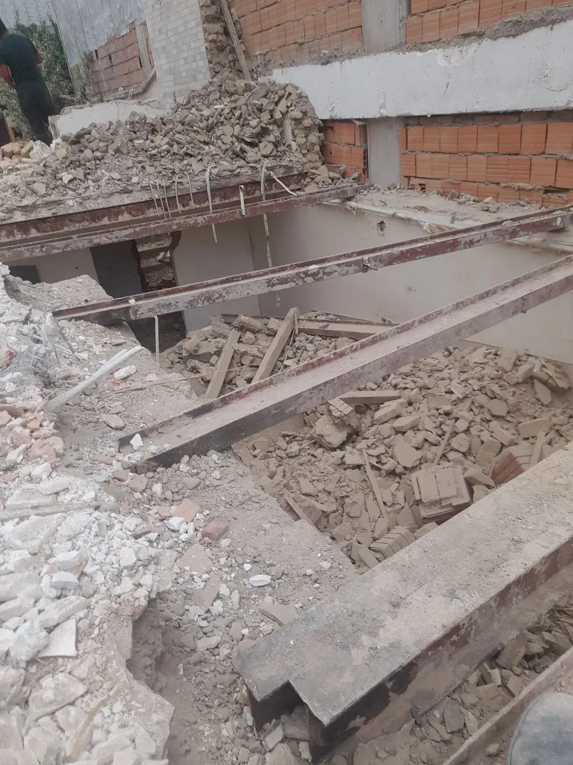 تخریب|خدمات پیشه و مهارت|گرگان, |دیوار