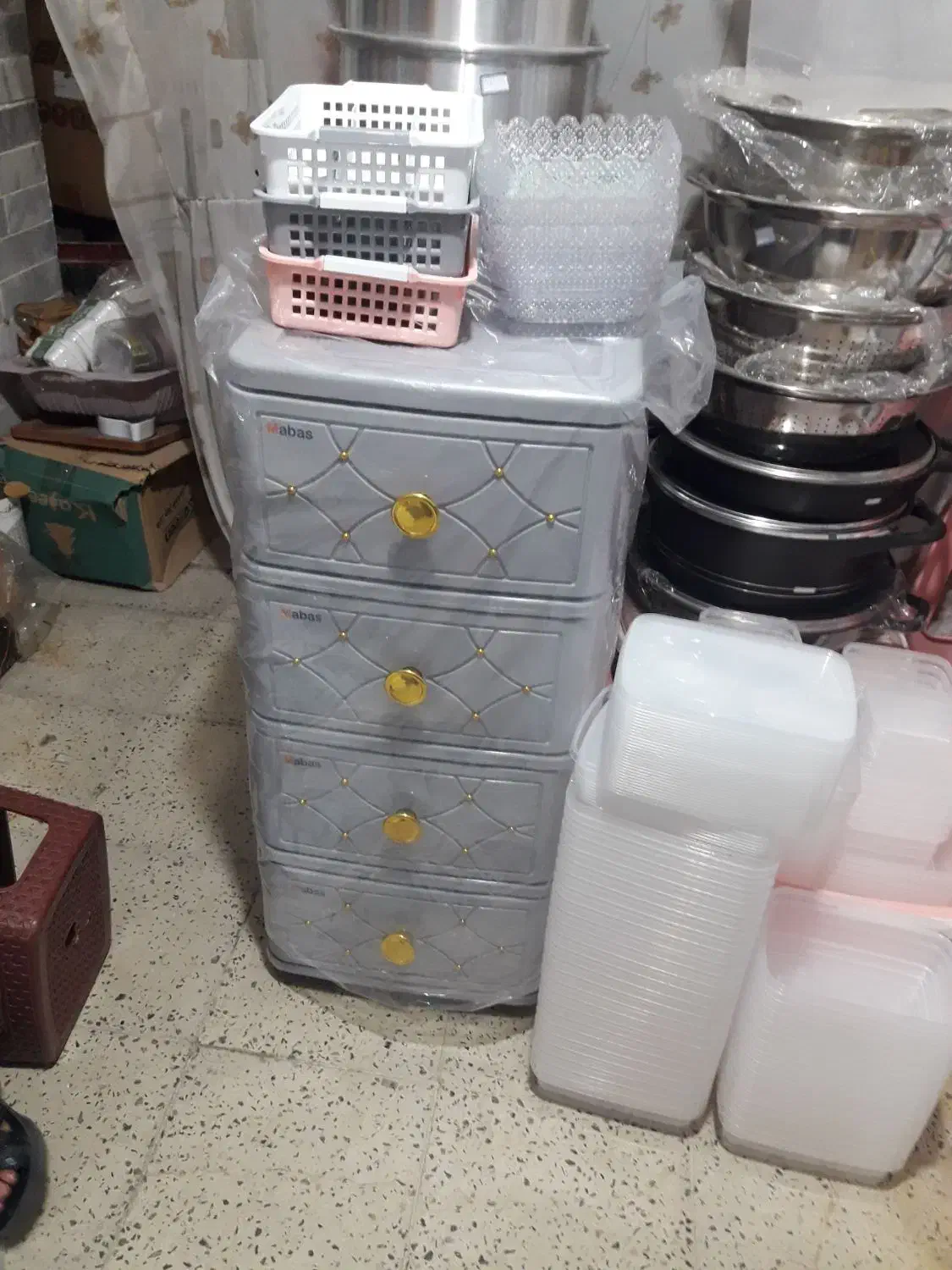 فروش وسایل پلاستیک فروشی زیر قیمت فاکتور|فروشگاه و مغازه|بلبان آباد, |دیوار