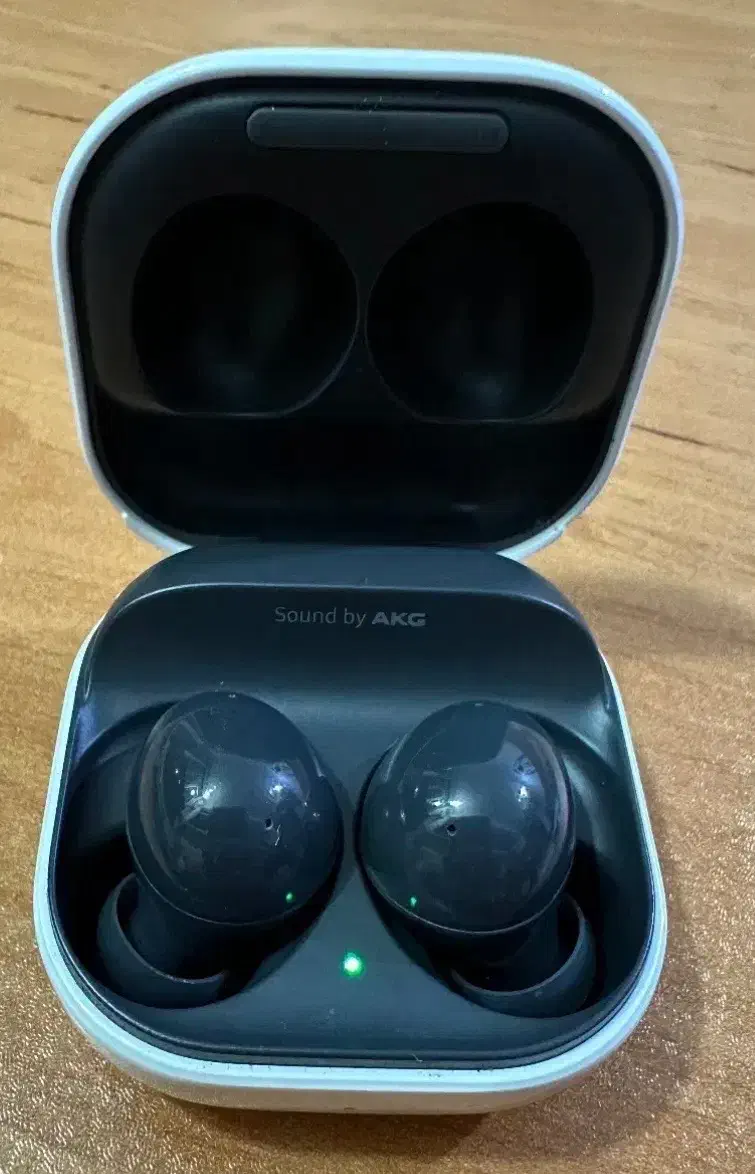 سامسونگ گلکسی بادز ۲|لوازم جانبی موبایل و تبلت|قم, ولیعصر|دیوار