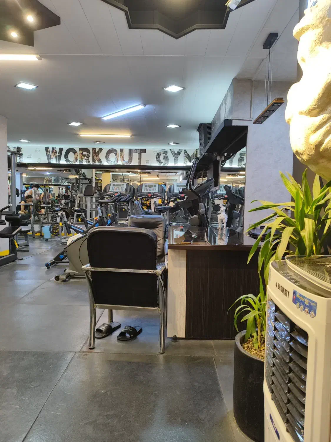 باشگاه|استخدام خدمات فروشگاه و رستوران|تبریز, |دیوار