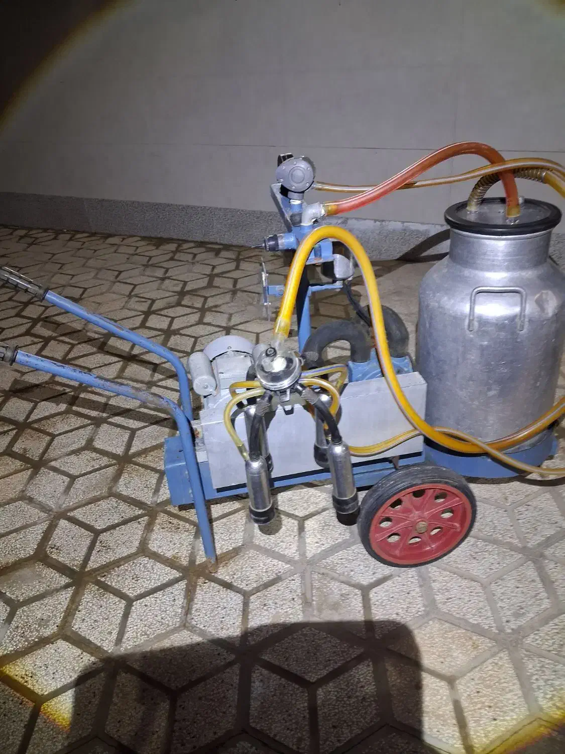 دستگاه شیر دوش|ماشین‌آلات صنعتی|قاسم‌آباد (خواف), |دیوار