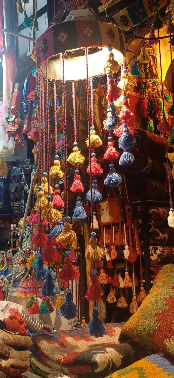 لوستر سنتی|لوستر و چراغ آویز|شیراز, بازار|دیوار