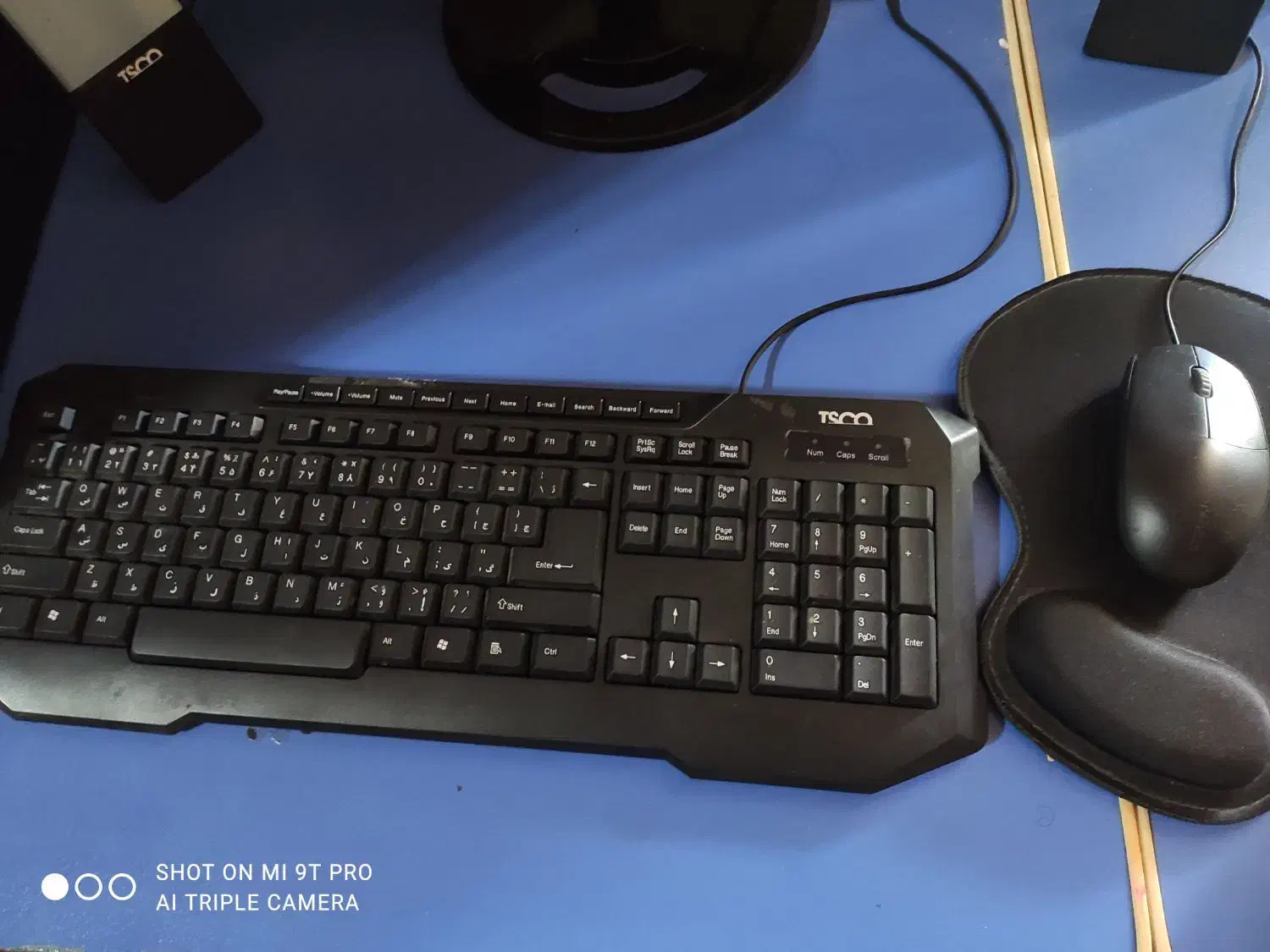 کامپیوتر|رایانه رومیزی|نی‌ریز, |دیوار