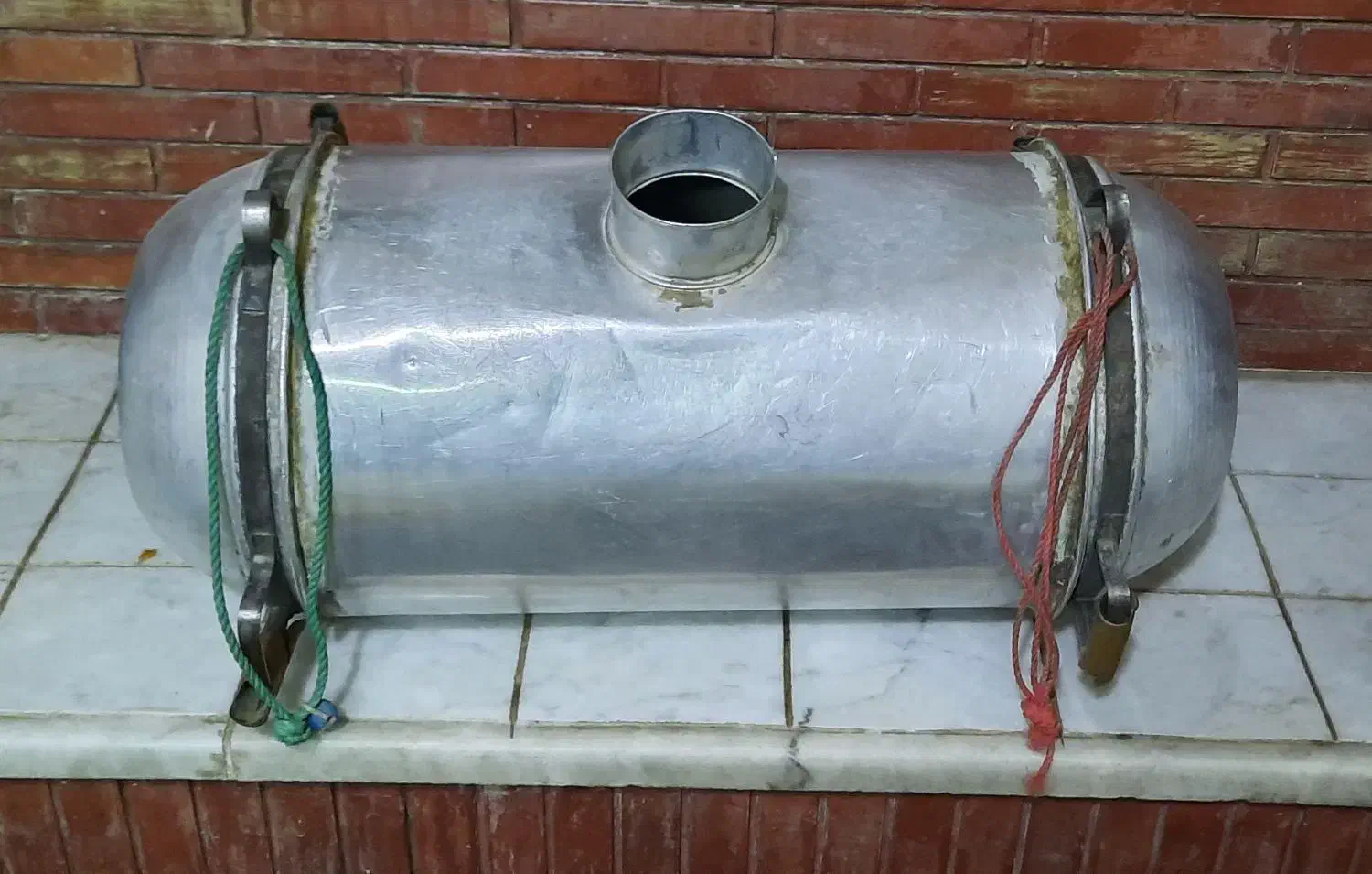 کره گیر ( مشک دستی )|ظروف پخت‌وپز|شهرکرد, |دیوار