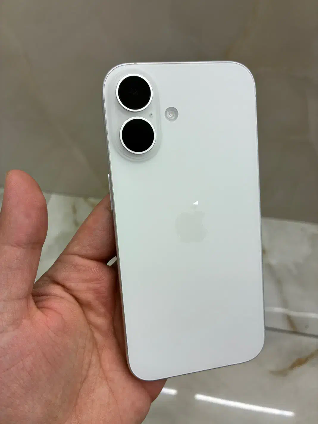 iphone 16 256|موبایل|شیراز, معالی‌آباد|دیوار
