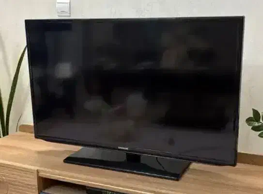 ال ای دی 32 سامسونگ|تلویزیون و پروژکتور|شیراز, شهرک سراج‎|دیوار