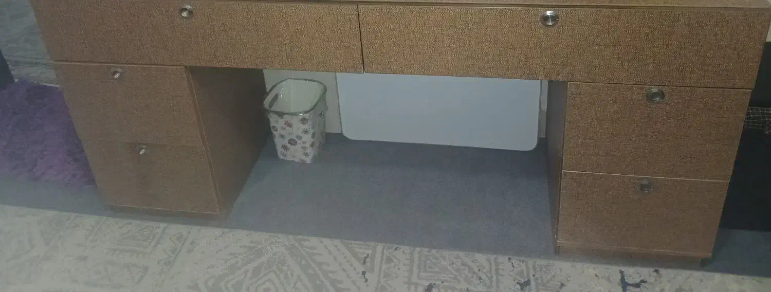 میز تحریر|میز تحریر و کامپیوتر|ساوه, |دیوار