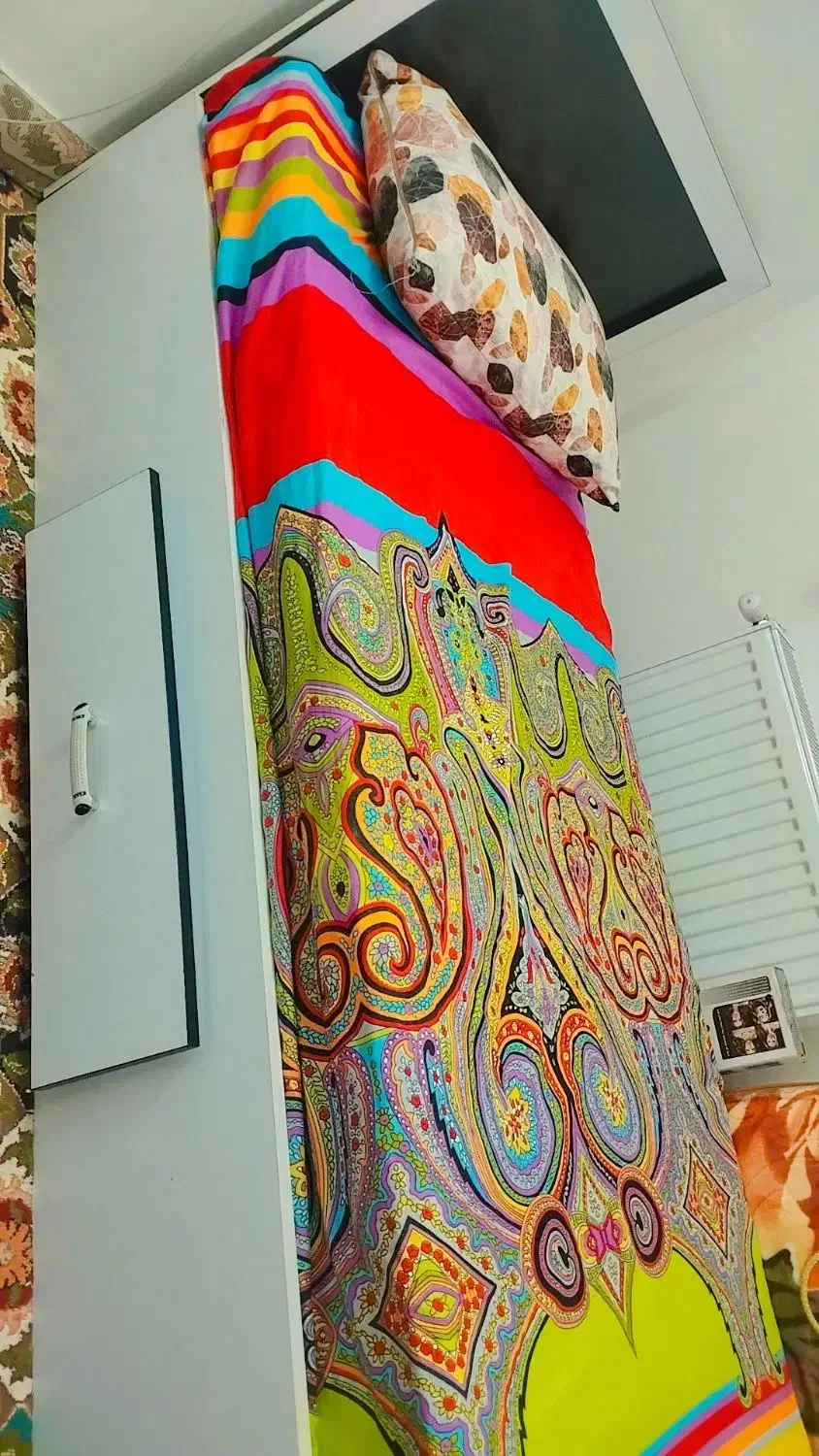 تخت تک نفره نوجوان|تخت و سرویس خواب|ساوه, |دیوار