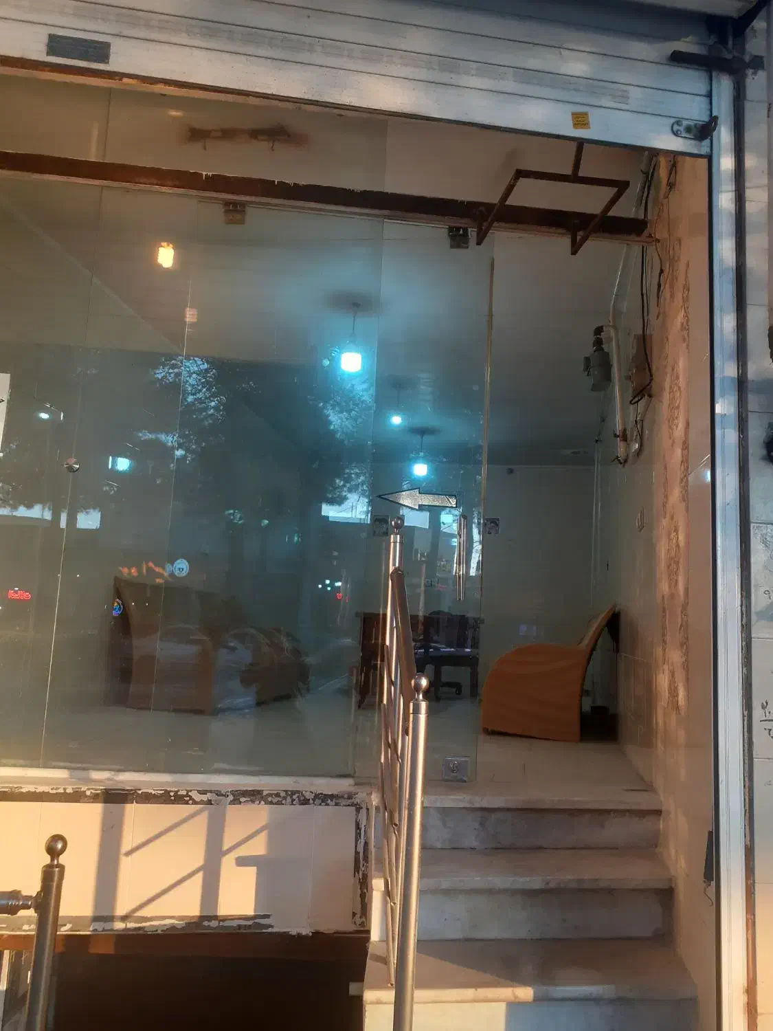 ۶۵ متر مغازه دو طبقه|اجارهٔ مغازه و غرفه|شاهینشهر, گرگاب|دیوار