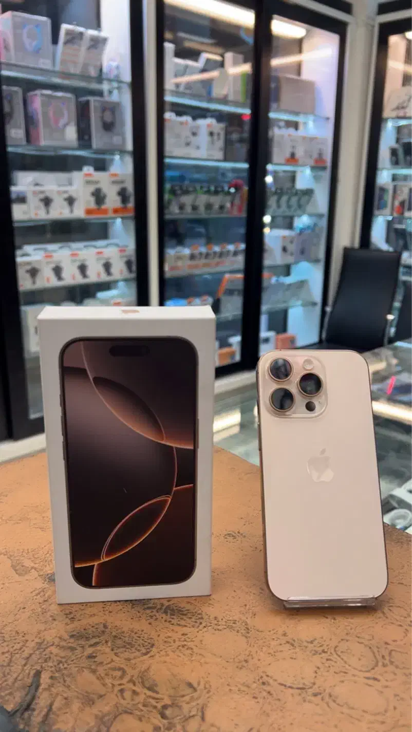 ایفون ۱۶ پرو ۲۵۶ گیگ|موبایل|تهران, میدان ولیعصر|دیوار