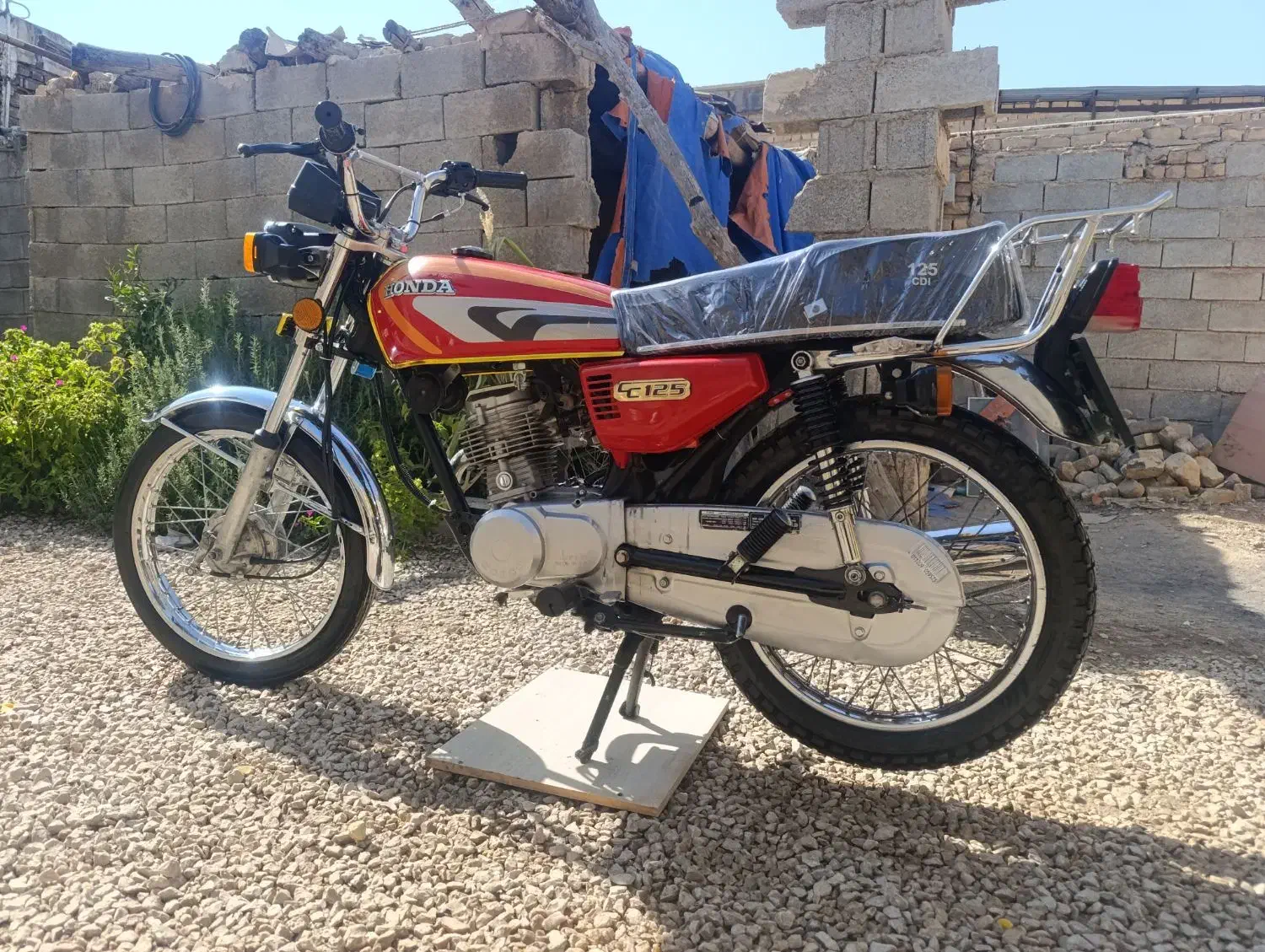 موتور 125 مدل 83|موتورسیکلت|زرقان, |دیوار