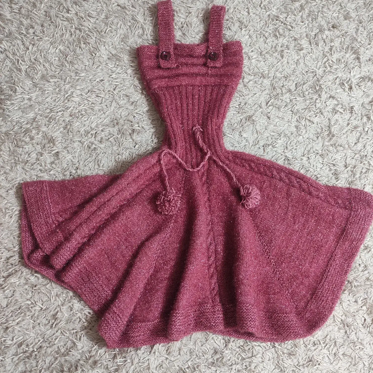 لباس|لباس|سیاهکل, |دیوار