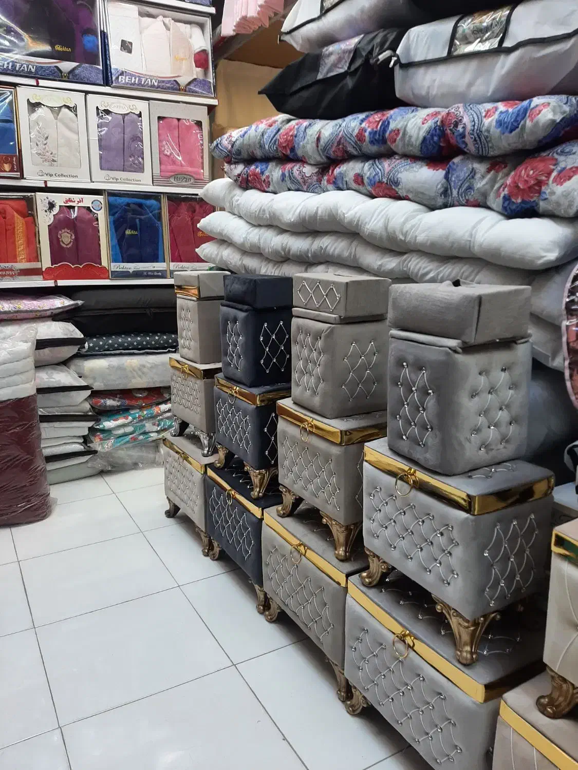 کالای خواب|رختخواب، بالش، پتو|قائن, |دیوار
