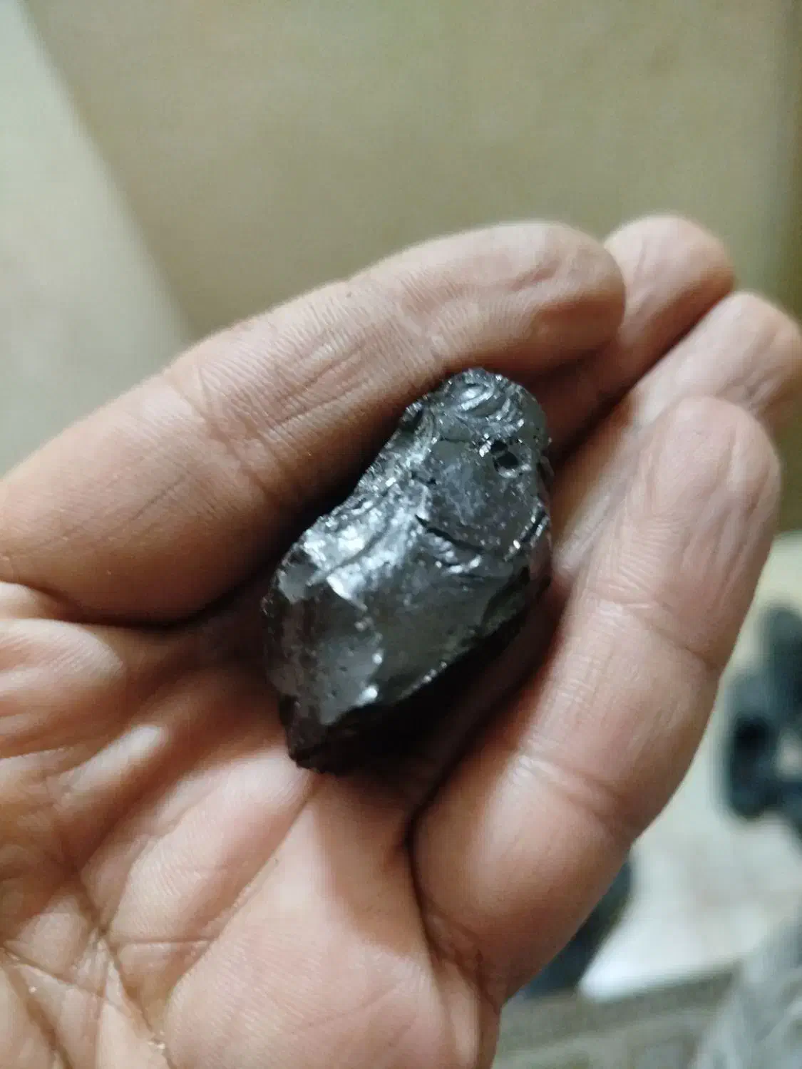 شهاب سنگ|کلکسیون اشیاء عتیقه|اصفهان, بوستان ناژوان|دیوار