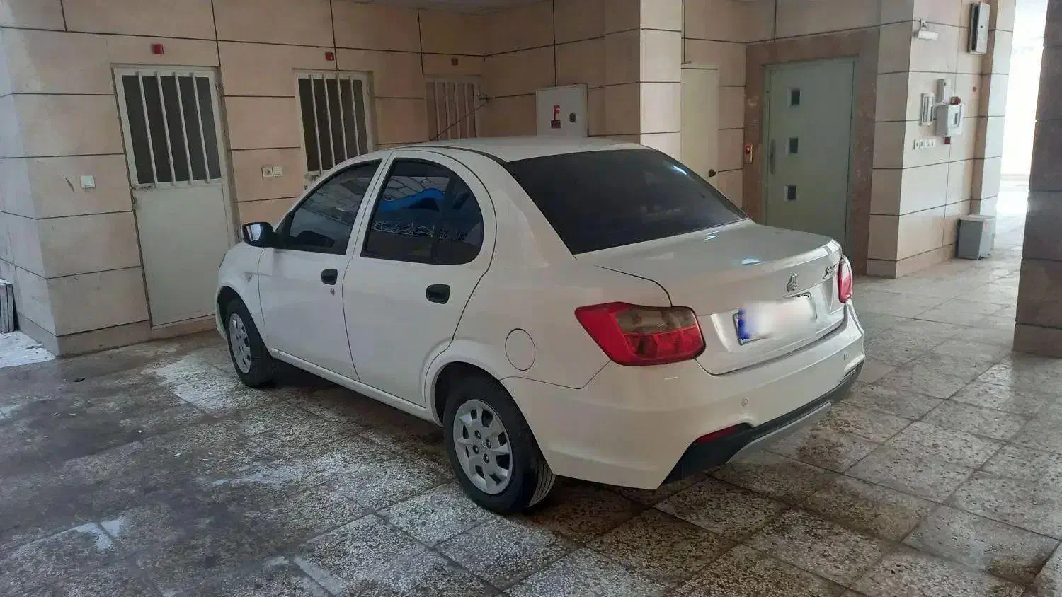 ساینا  ۴۰۱ معاوضه  با ال ۹۰|خودرو سواری و وانت|مشهد, انقلاب|دیوار