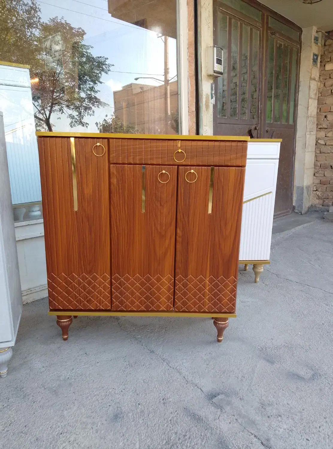 جاکفشی سه درب|جاکفشی، کمد، دراور|پرند, فاز ۱|دیوار