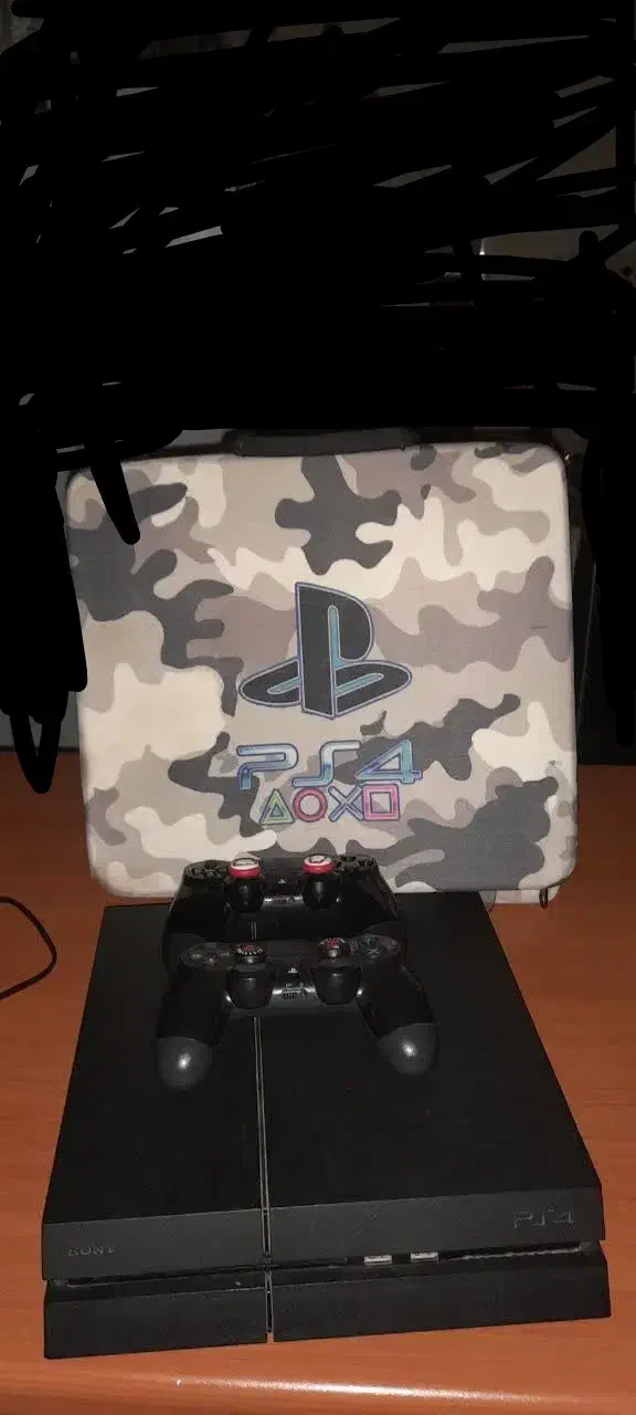 PS 4،FULL HD بدون هیچ مشکل و ایراد وسایل جانبی خاص|کنسول، بازی ویدئویی و آنلاین|لنجان, |دیوار