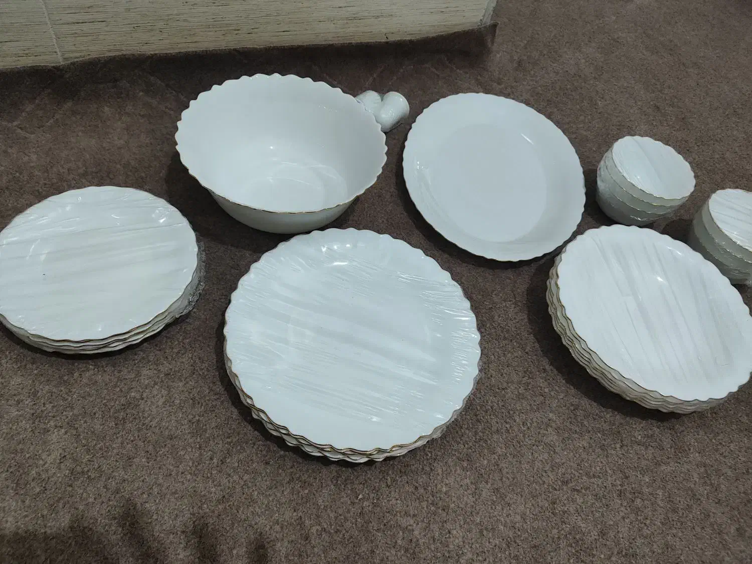 ظروف آرکوپال لب طلایی|ظروف سرو و پذیرایی|شیراز, عادل آباد|دیوار