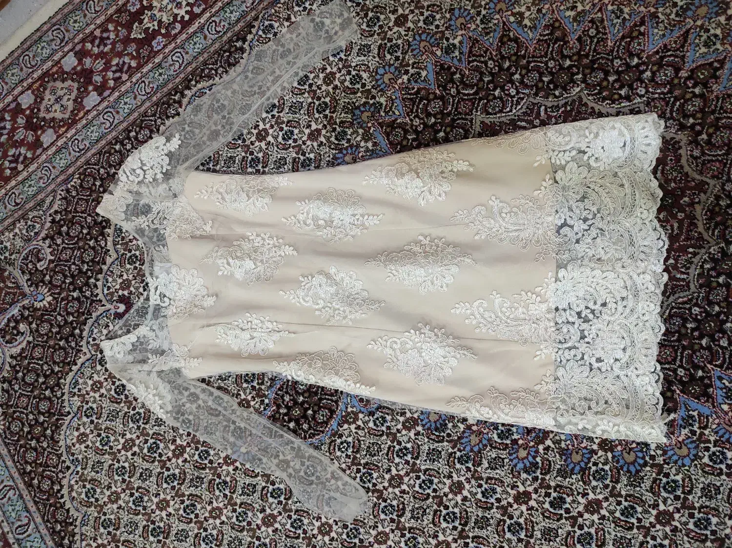 پیراهن مجلسی|لباس|بیرجند, |دیوار