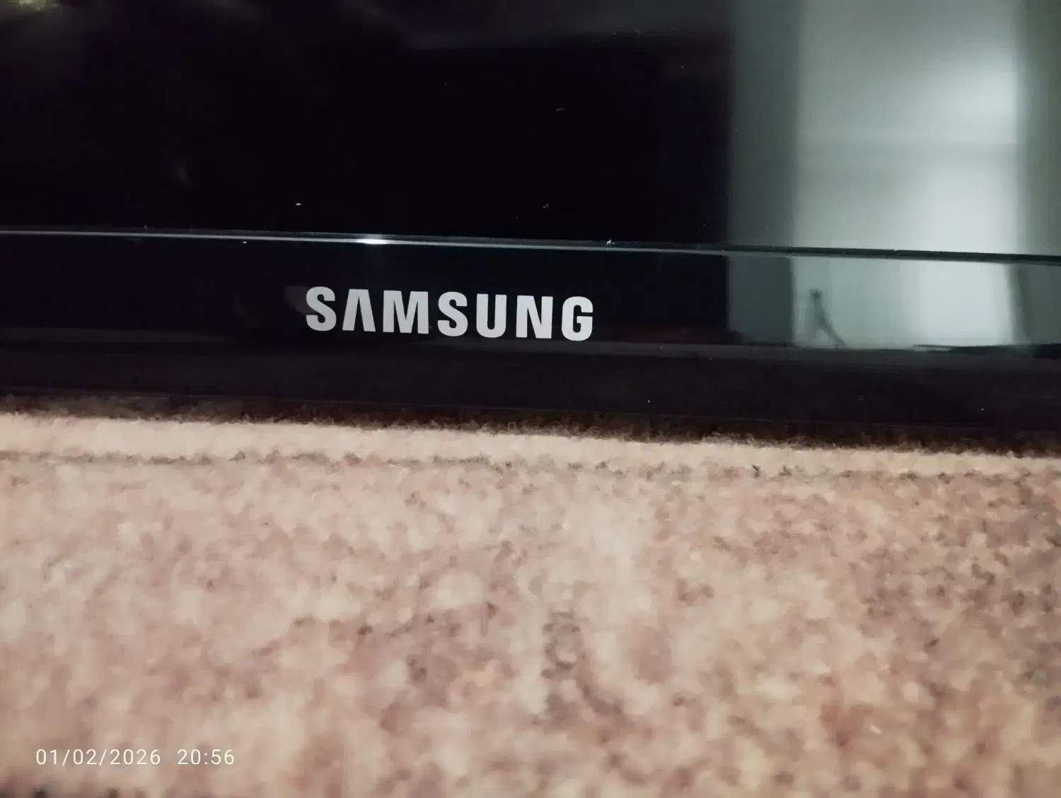 ال ای دی 32|تلویزیون و پروژکتور|همدان, |دیوار