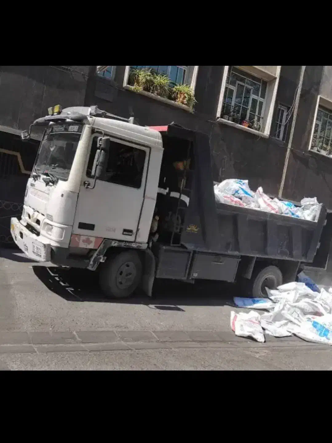 حمل نخاله با ماشین بادسان خاور بابکت نیسان|خدمات حمل و نقل|تهران, کرمان|دیوار