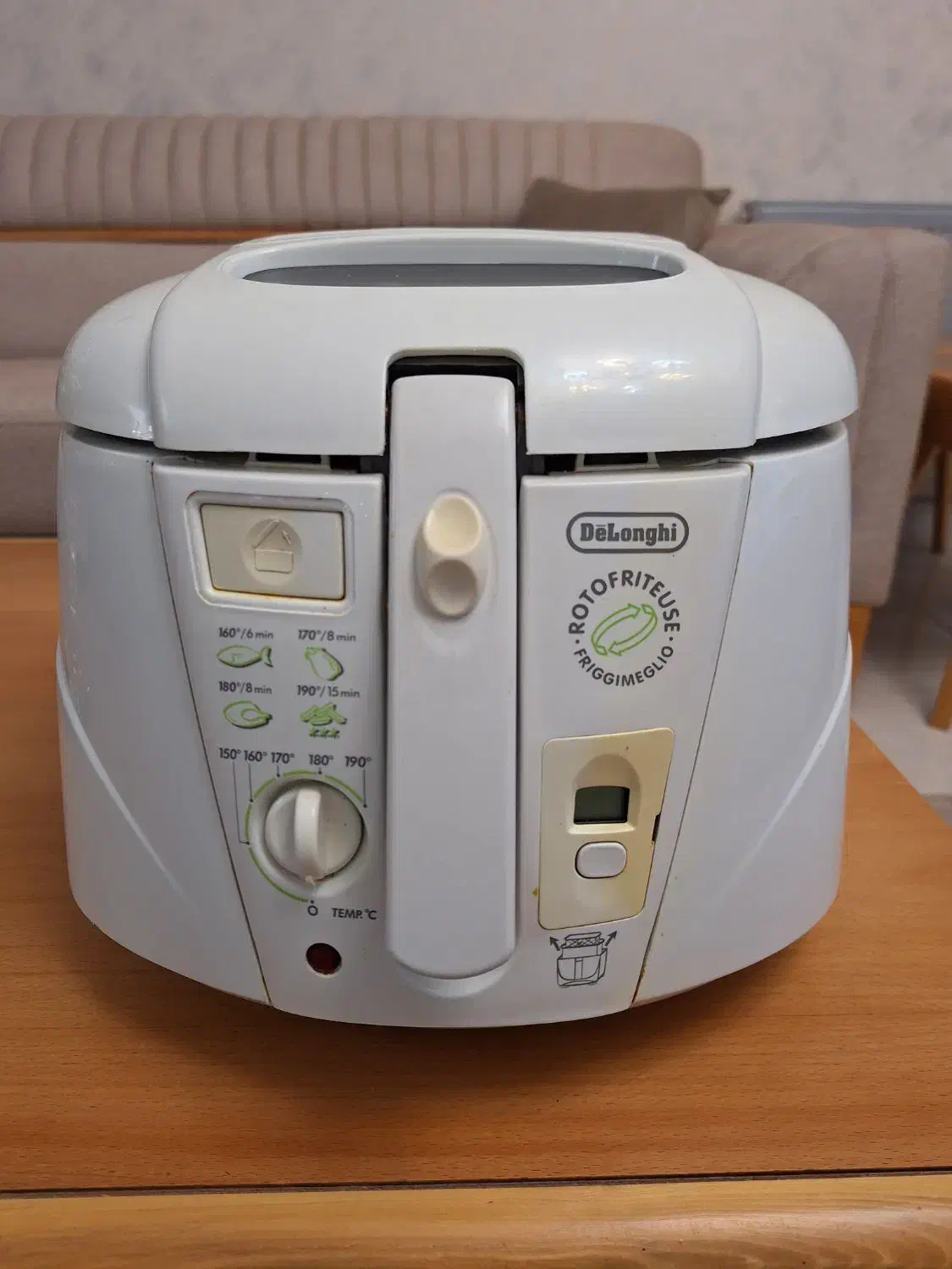 سرخ کن صافی چرخشی مارک delonghi|اجاق گاز و لوازم برقی پختوپز|همدان, |دیوار