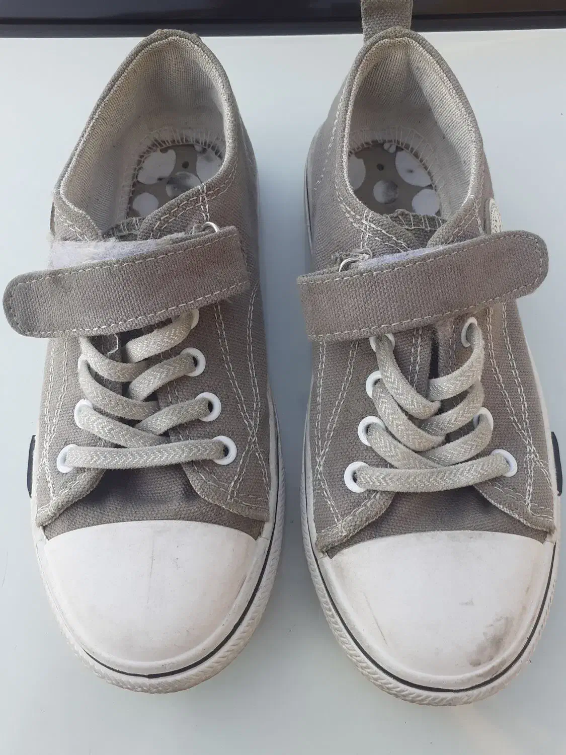 کفش فوتبال و کفش اسپرت بچه گانه|کفش و لباس بچه|ارومیه, |دیوار